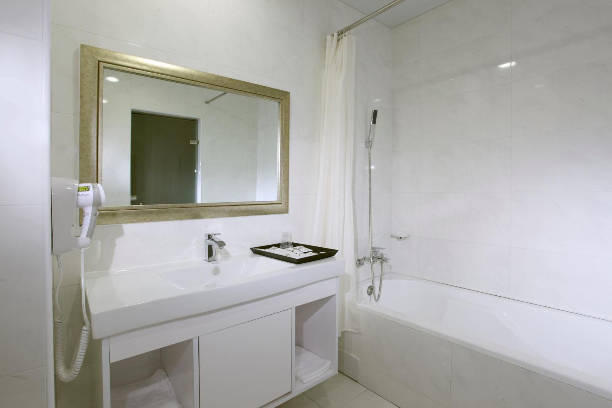 Classic Quadruple Room